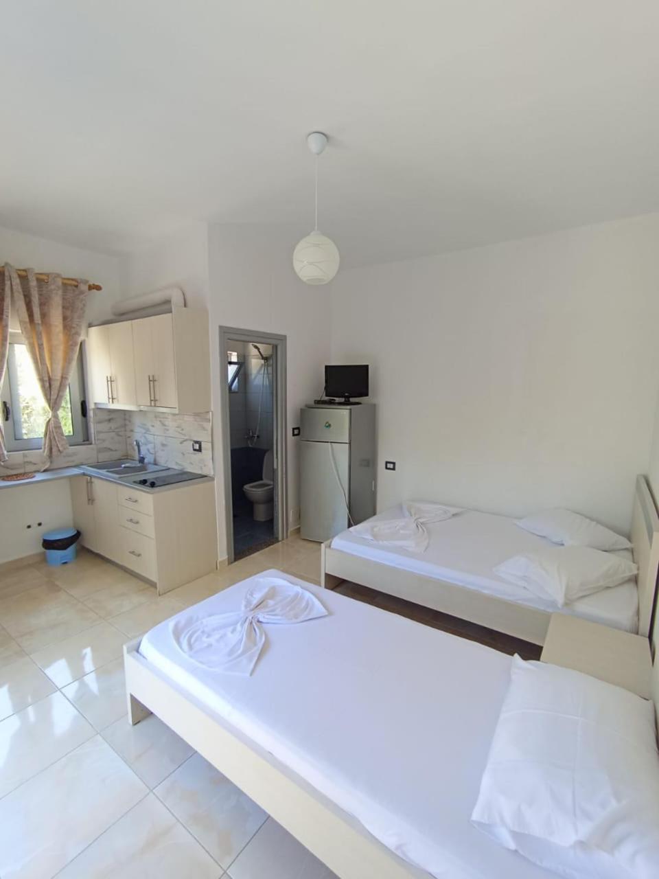 Alinani Apartments Ksamil Szoba fotó